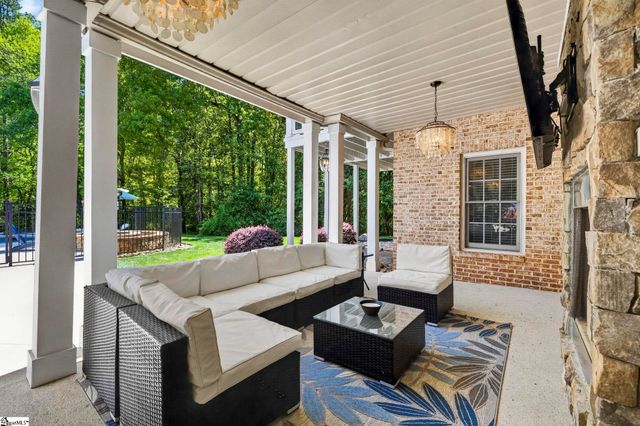 5 Norman Place, Greenville, SC 29615