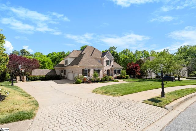 5 Norman Place, Greenville, SC 29615