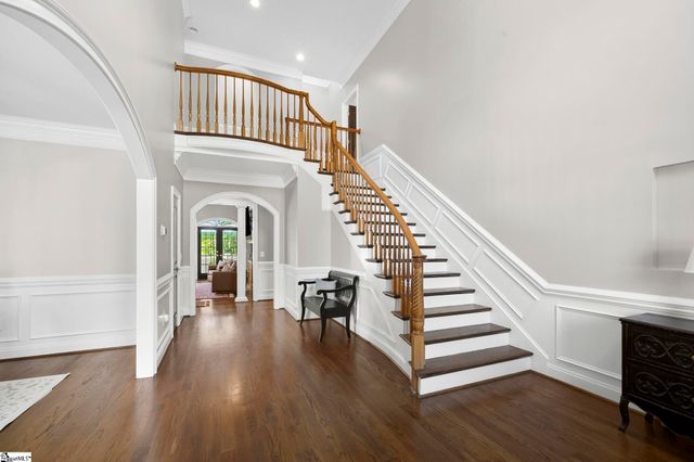 5 Norman Place, Greenville, SC 29615