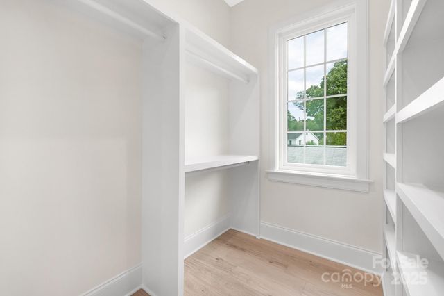 514 W Cama Street, Charlotte, NC 28209