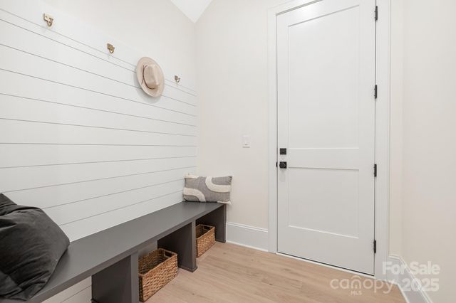 514 W Cama Street, Charlotte, NC 28209