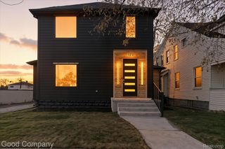 125 N Washington Ave Avenue, Royal Oak, MI 48067