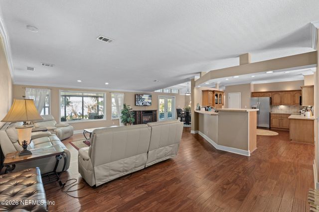 105 S LAKE GEORGE Drive, Georgetown, FL 32139