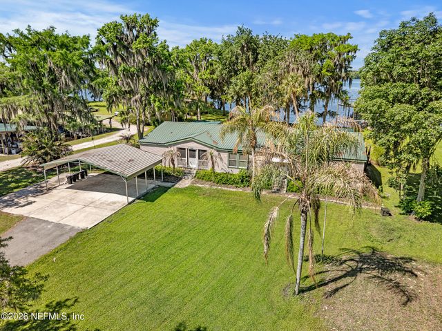 105 S LAKE GEORGE Drive, Georgetown, FL 32139