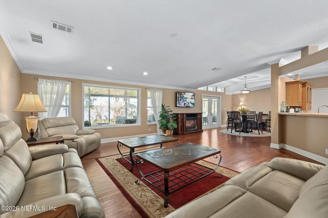 105 S LAKE GEORGE Drive, Georgetown, FL 32139