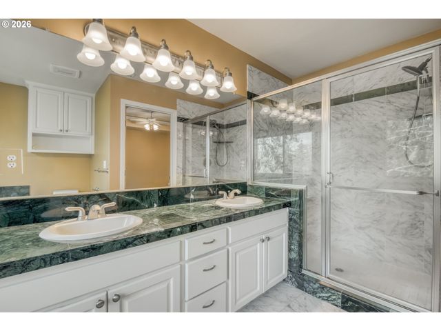 9583 Nw RANDALL Ln, Portland, OR 97229