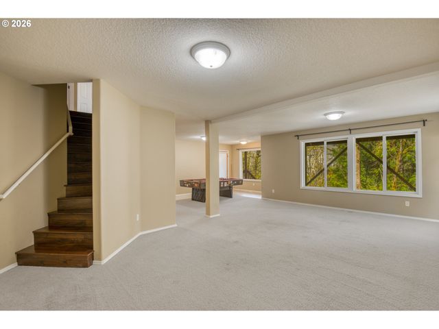 9583 Nw RANDALL Ln, Portland, OR 97229
