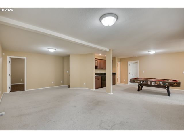 9583 Nw RANDALL Ln, Portland, OR 97229