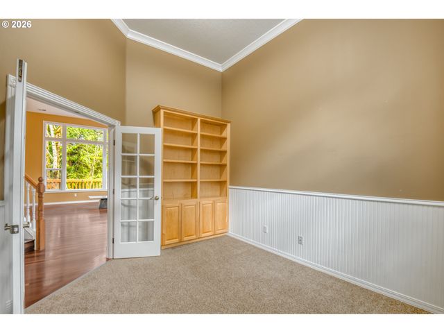 9583 Nw RANDALL Ln, Portland, OR 97229