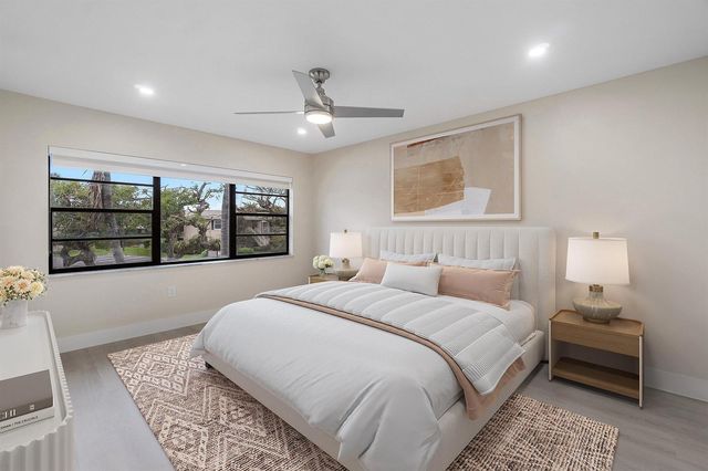 16 Stratford Drive E C, Boynton Beach, FL 33436