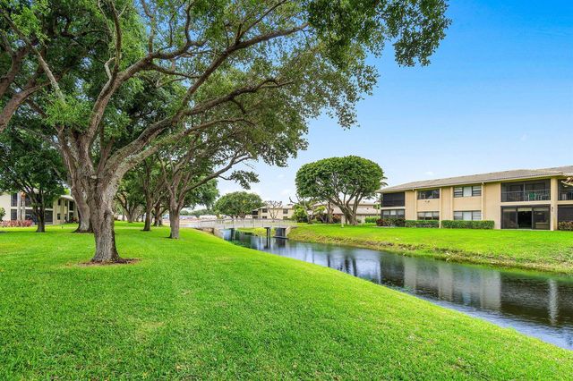 16 Stratford Drive E C, Boynton Beach, FL 33436