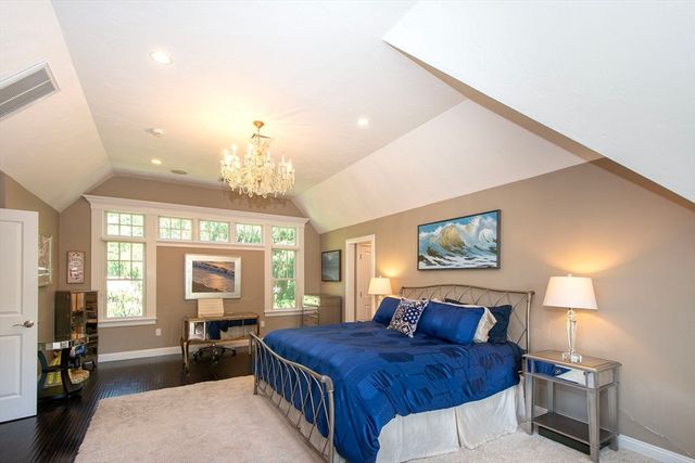 17 Saddle Ln, Hanover, MA 02339
