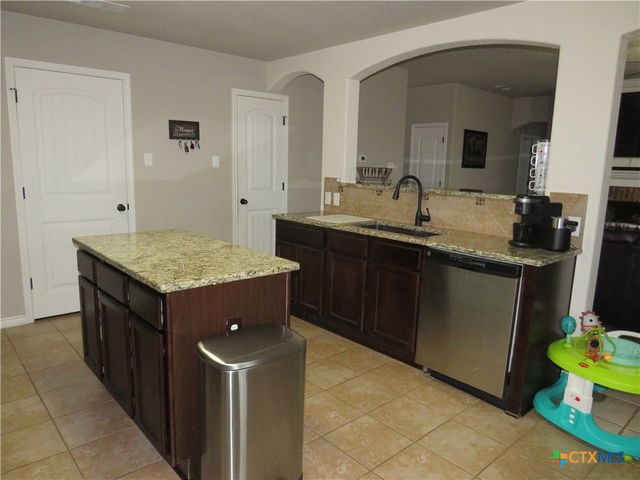 9805 Kaitlyn Drive, Killeen, TX 76542