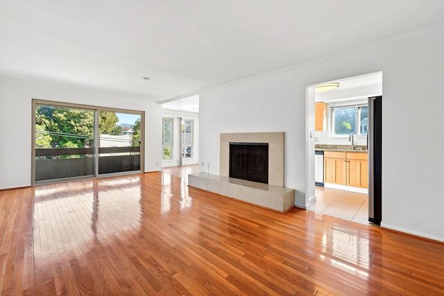 55 Fairmount Ave 104, Oakland, CA 94611