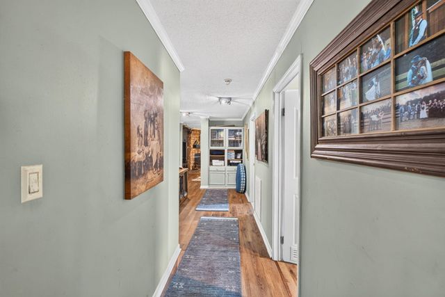 146 Glen Street, Summerville, SC 29483