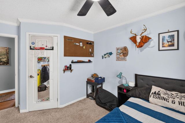 146 Glen Street, Summerville, SC 29483