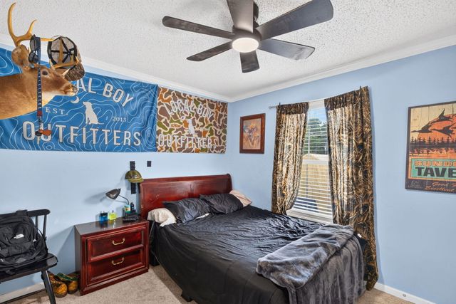 146 Glen Street, Summerville, SC 29483