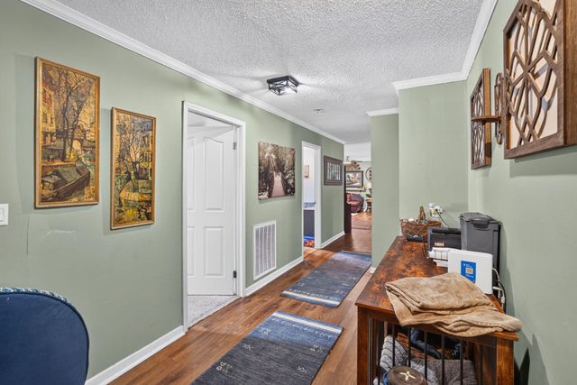 146 Glen Street, Summerville, SC 29483