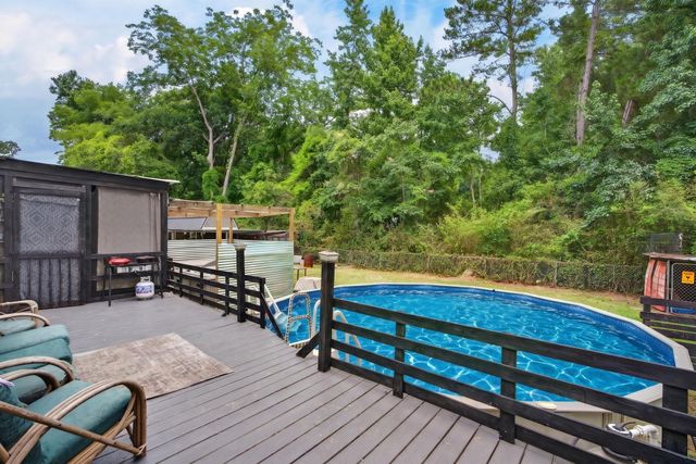 146 Glen Street, Summerville, SC 29483