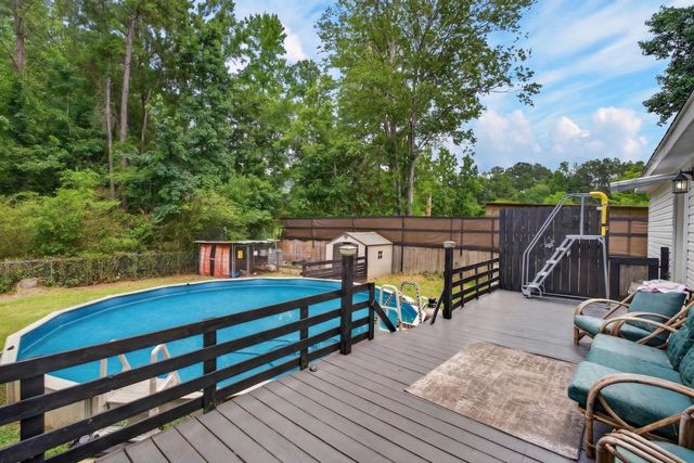146 Glen Street, Summerville, SC 29483
