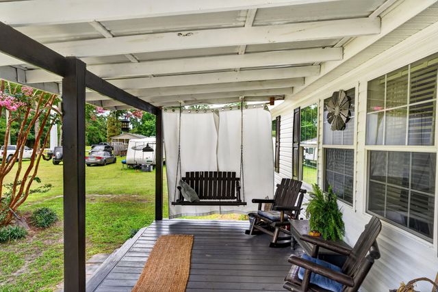 146 Glen Street, Summerville, SC 29483