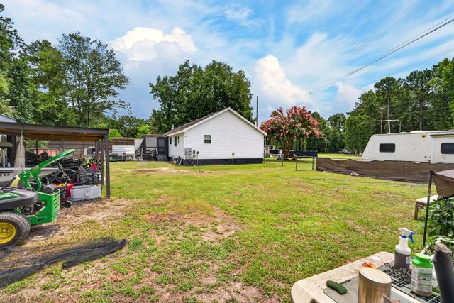 146 Glen Street, Summerville, SC 29483
