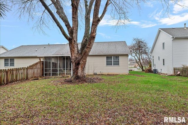 3833 WEXFORD Drive, Springfield, IL 62704