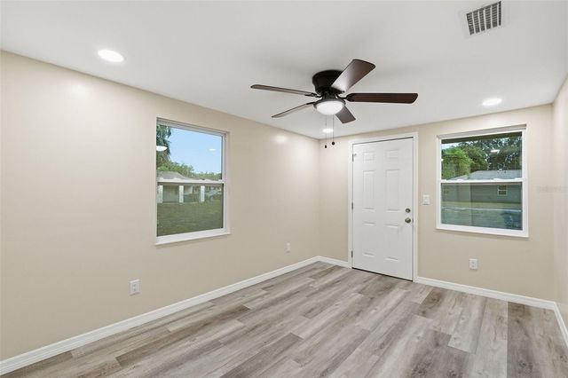 903 VINE AVENUE, Clearwater, FL 33755