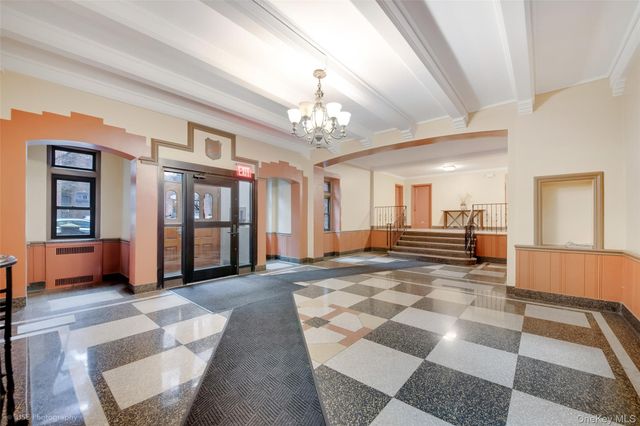 41-09 41st Street, Sunnyside, NY 11104