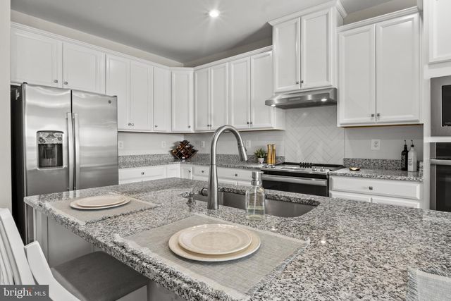 10112 DRESSAGE DR, Upper Marlboro, MD 20772