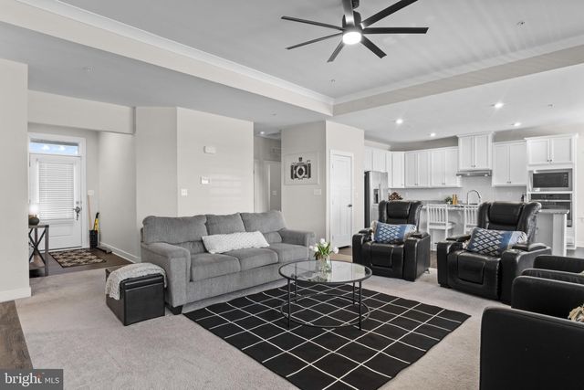 10112 DRESSAGE DR, Upper Marlboro, MD 20772