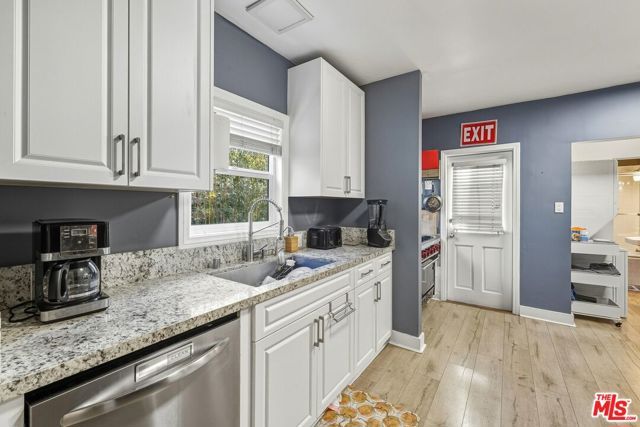 1222 Chelsea Avenue, Santa Monica, CA 90404