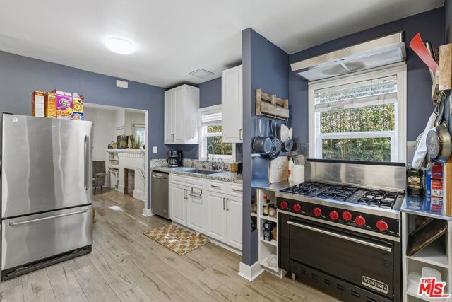 1222 Chelsea Avenue, Santa Monica, CA 90404