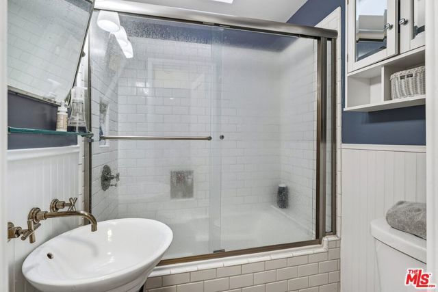 1222 Chelsea Avenue, Santa Monica, CA 90404