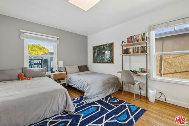 1222 Chelsea Avenue, Santa Monica, CA 90404