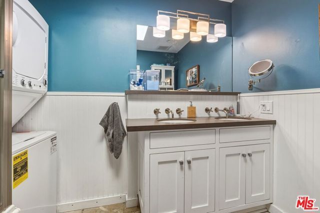 1222 Chelsea Avenue, Santa Monica, CA 90404