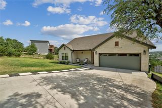 17837 Panorama DR, Dripping Springs, TX 78620