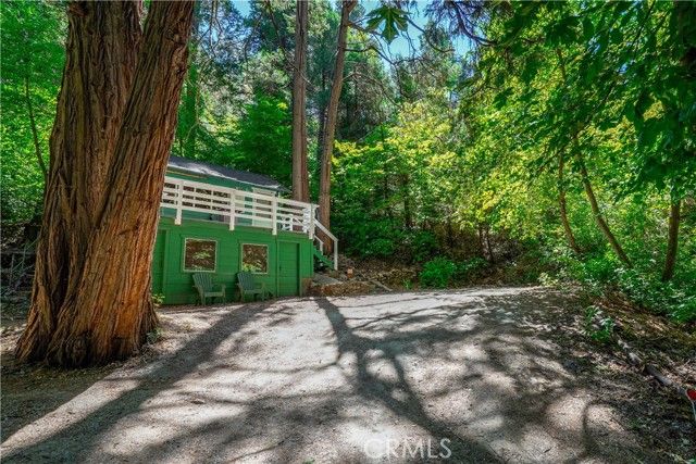 825 Cottage Grove Road, Lake Arrowhead, CA 92352