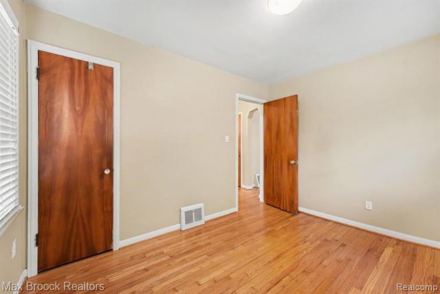 1908 Guthrie Avenue, Royal Oak, MI 48067