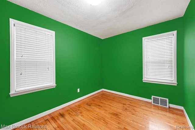 1908 Guthrie Avenue, Royal Oak, MI 48067