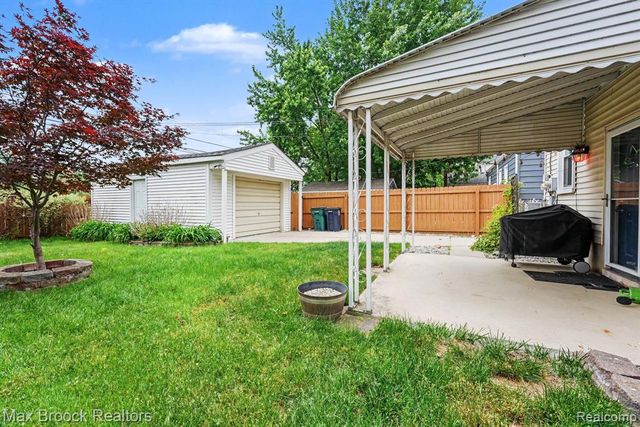 1908 Guthrie Avenue, Royal Oak, MI 48067