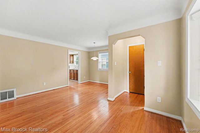 1908 Guthrie Avenue, Royal Oak, MI 48067