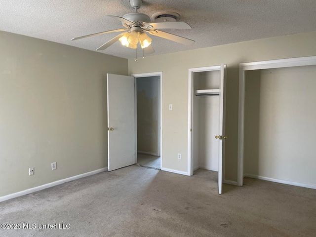 201 Ravens Court, Ocean Springs, MS 39564