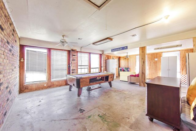 815 Levert Dr, Thibodaux, LA 70301