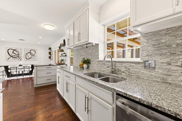 8100 Stillwood LN, Austin, TX 78757