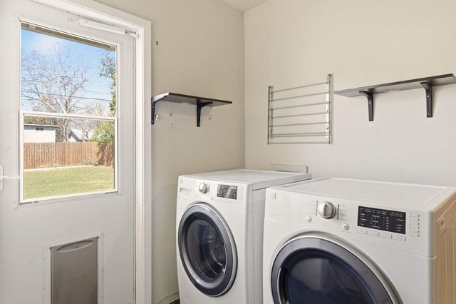 8100 Stillwood LN, Austin, TX 78757