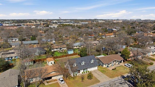 8100 Stillwood LN, Austin, TX 78757