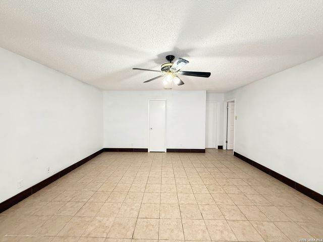 7303 Roveen, San Antonio, TX 78244