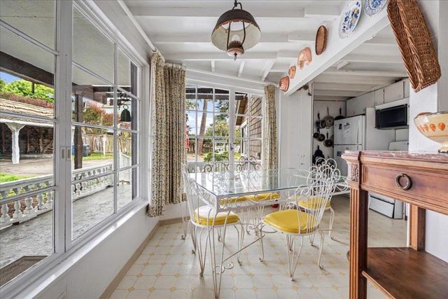 841 Congress Avenue, Pacific Grove, CA 93950