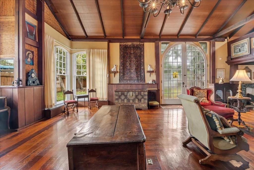 Image 20 of property listing at 841 Congress Avenue, Pacific Grove, CA 93950